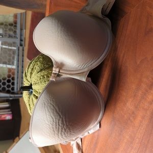 Chantelle Convertible Bra in Nude 32DDD